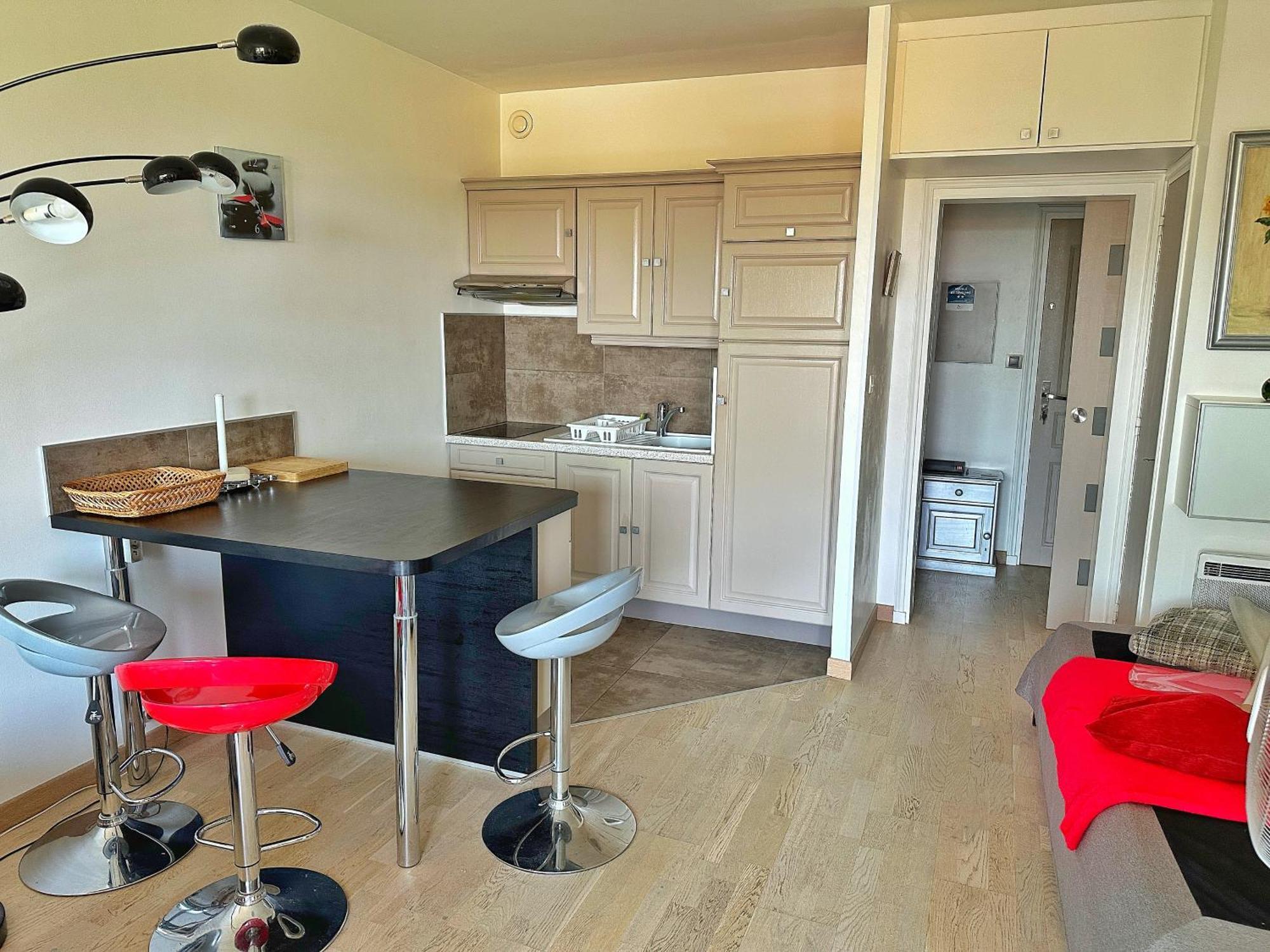 Grand Studio Avec Piscine Presqu'Ile De Giens Hyères Екстериор снимка